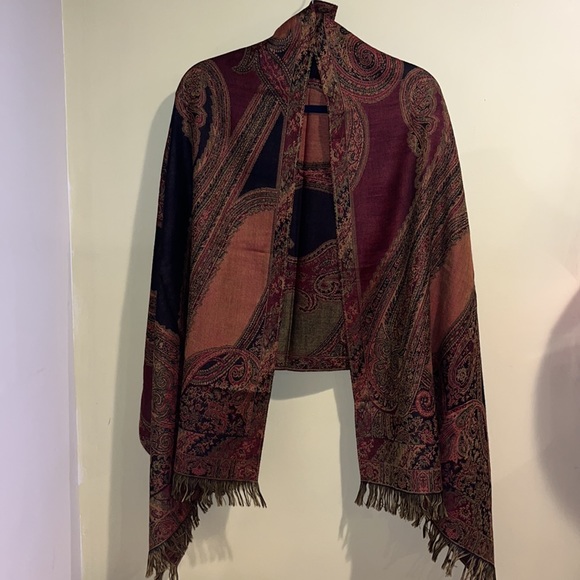 Source Unknown Accessories - Ladies Scarf/Wrap EUC